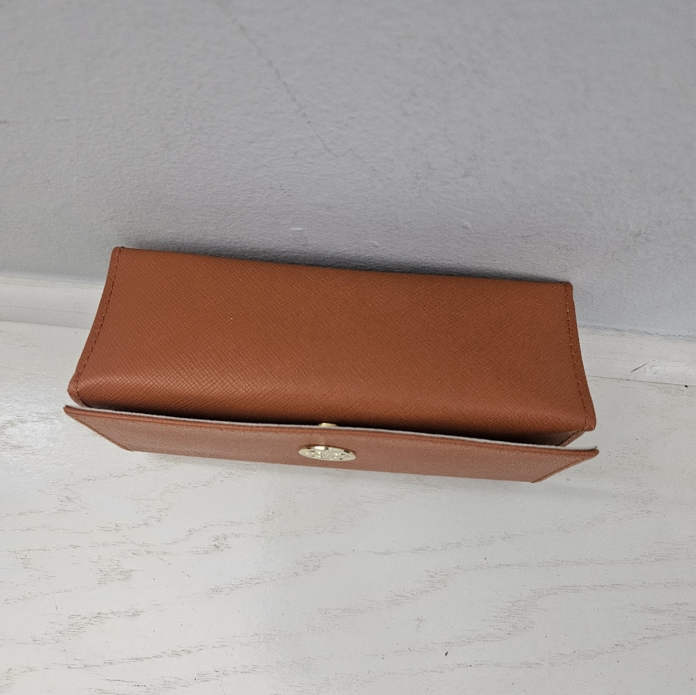 Tory Birch rust colored sunglasses case with glasses cloth - Picture 5 of 11